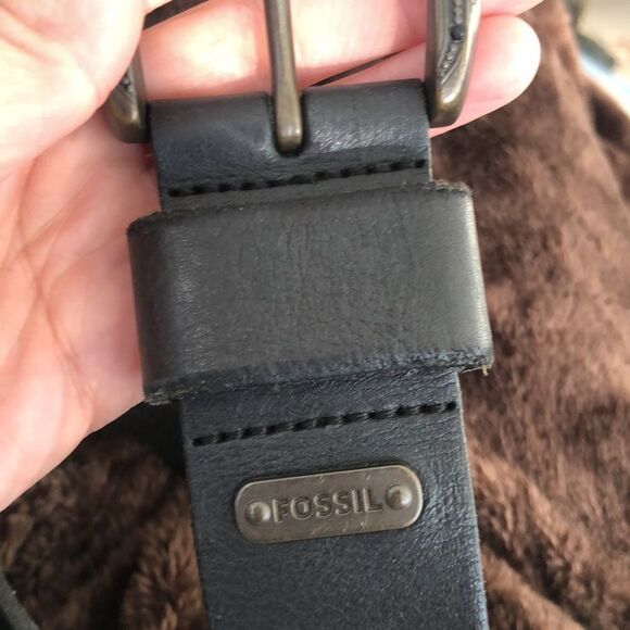 NWOT Fossil Genuine Leather Belt (rhinestones)